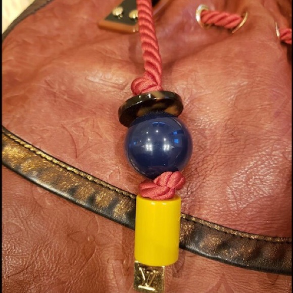 Traded‼️Rare‼️Beyoncé Favorite bag🤩 - Picture 5 of 8